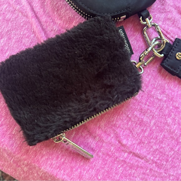 Lululemon Dual Pouch Wristlet
Plush Fleece - Black - Picture 3 of 10